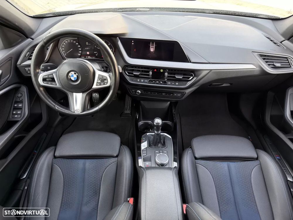 BMW 116 d M Sport - 8