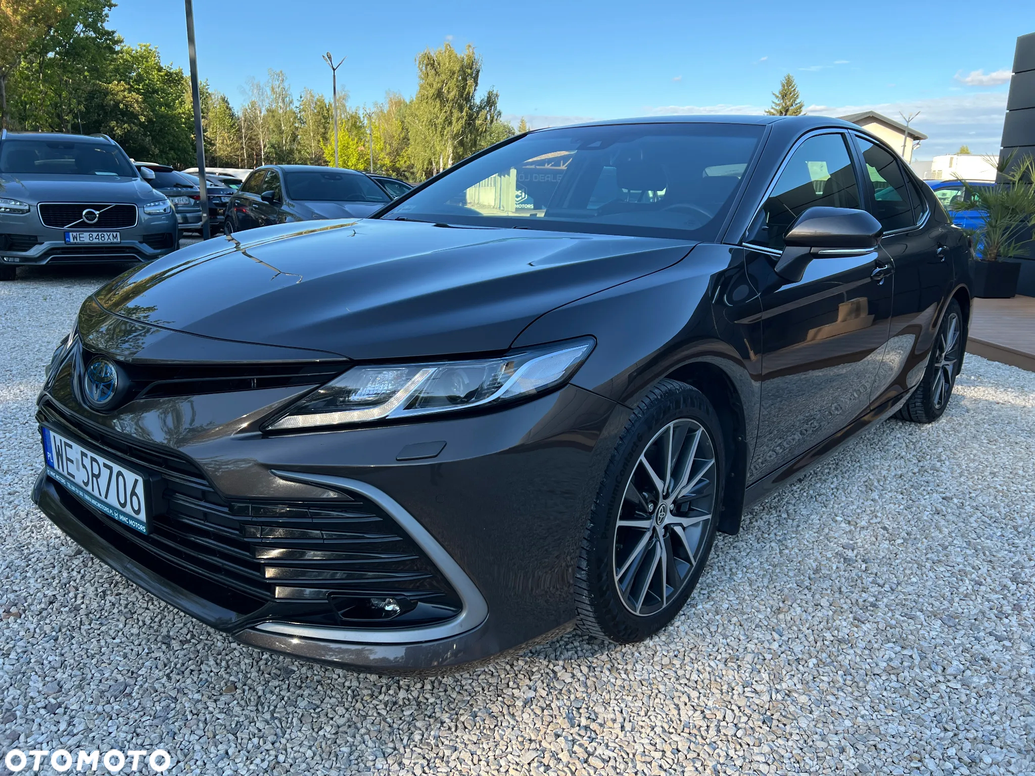 Toyota Camry - 5