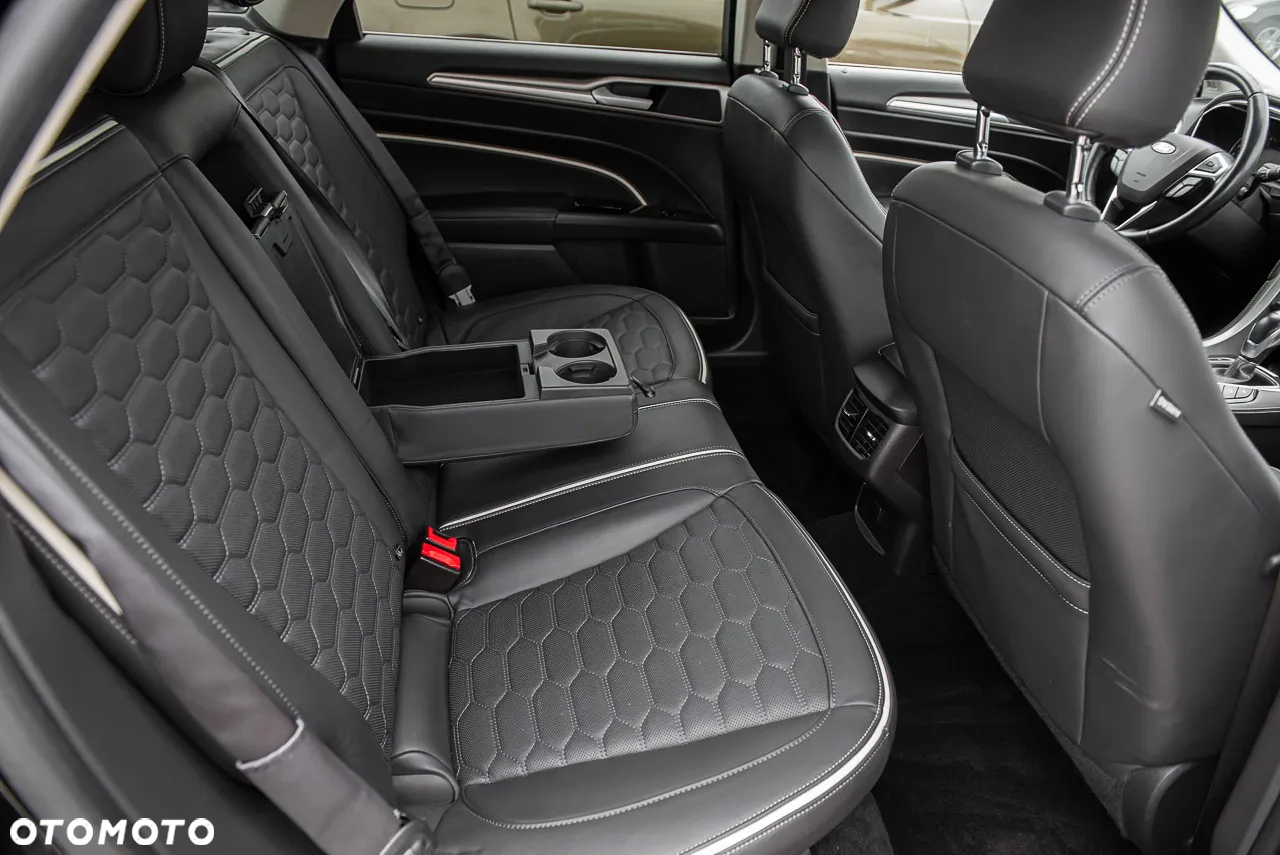 Ford Mondeo Turnier TDCi Bi-Turbo PowerShift-Aut Vignale - 33