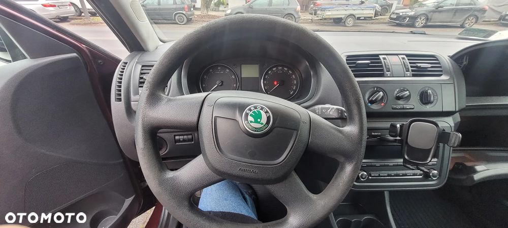 Skoda Fabia 1.2 12V Family - 8