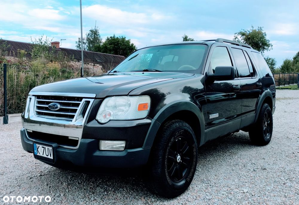 Ford Explorer 4.0 4WD - 1