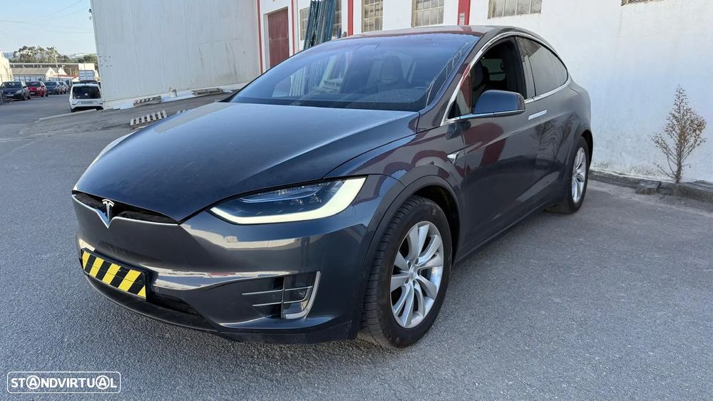 Tesla Model X 90D AWD - 7