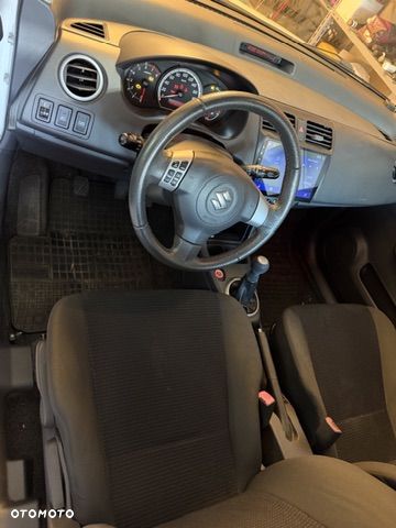 Suzuki Swift 1.3 GLX / Comfort - 10