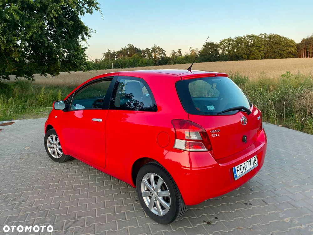Toyota Yaris 1.33 2010 - 4