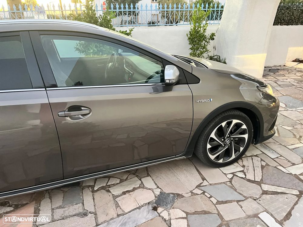 Toyota Auris Touring Sports 1.8 HSD Freestyle - 13