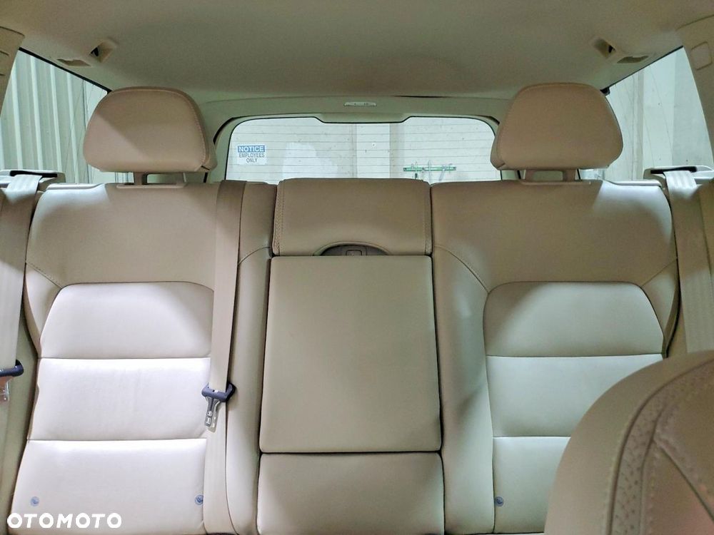Volvo XC 70 - 11