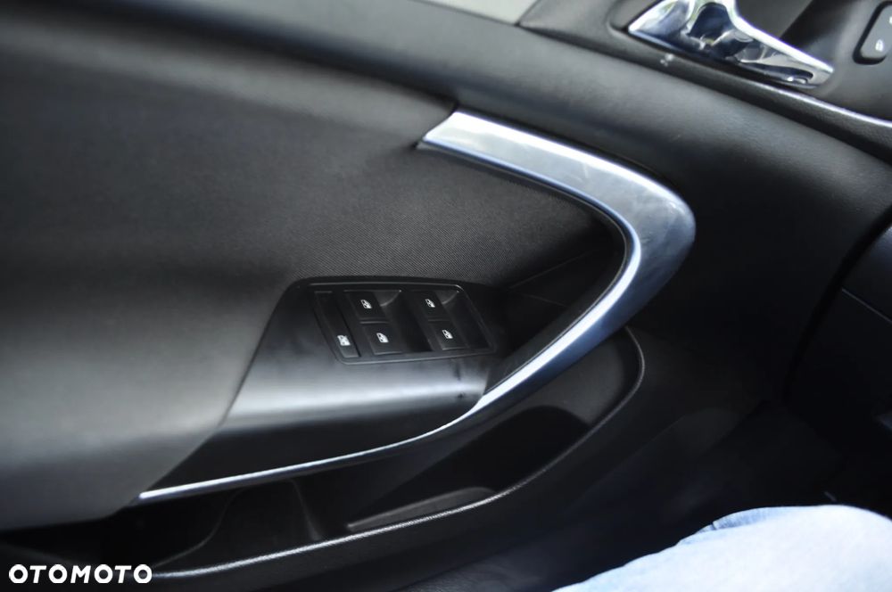 Opel Insignia - 9