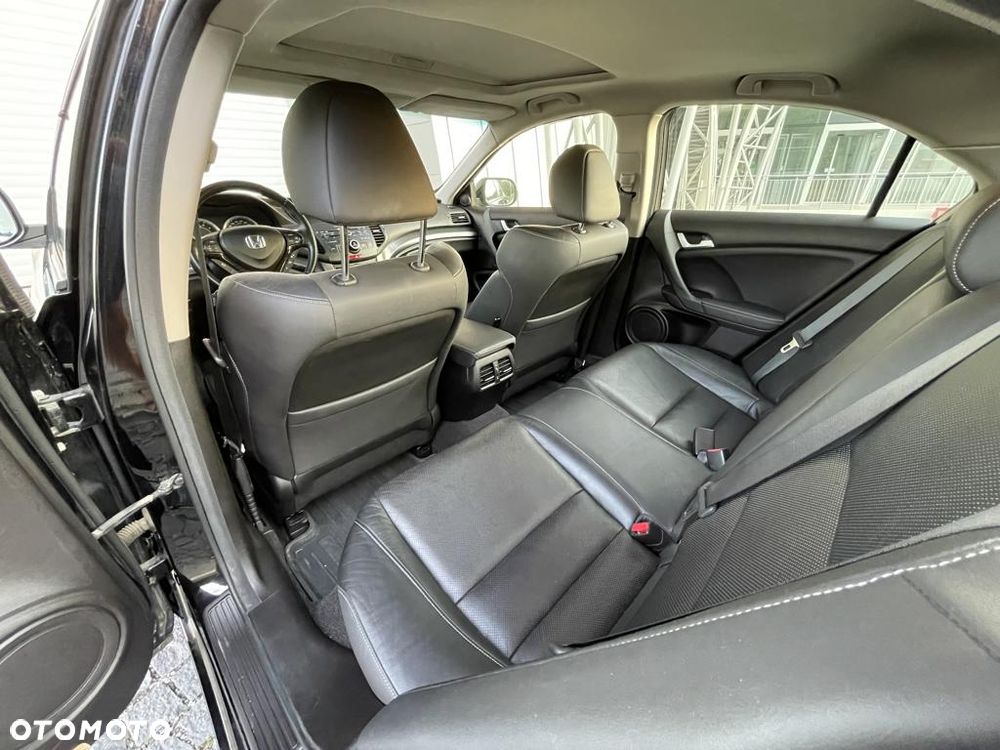 Honda Accord 2.0 Executive - 14