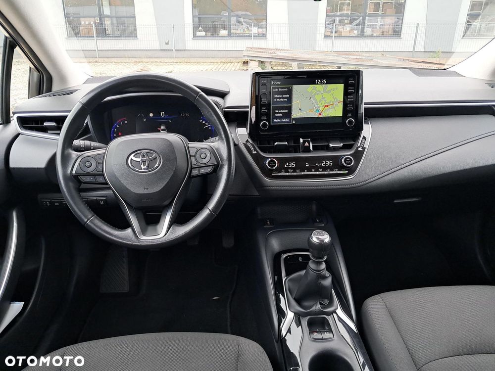 Toyota Corolla 1.6 Comfort - 11