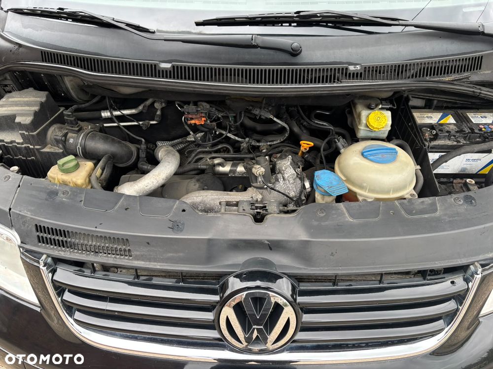Volkswagen Multivan - 20