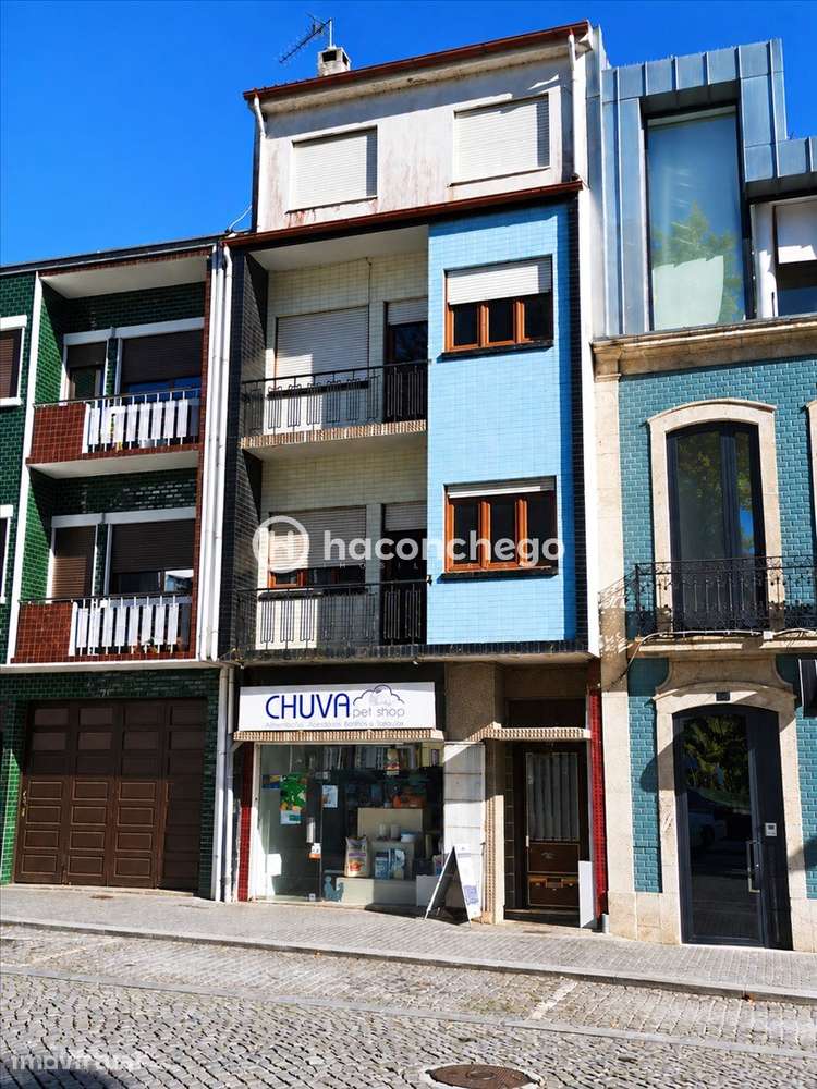 Apartamento T2 no Centro da Cidade de Barcelos - Grande imagem: 2/24