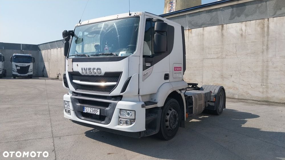 Iveco AT440T