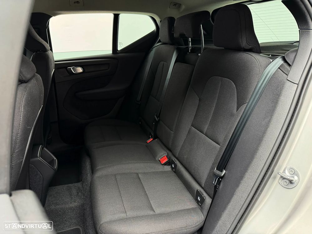 Volvo XC 40 1.5 T2 Essential Auto - 11