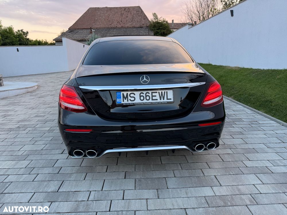 Mercedes-Benz E 400 d 4MATIC 9G-TRONIC AMG Line - 4