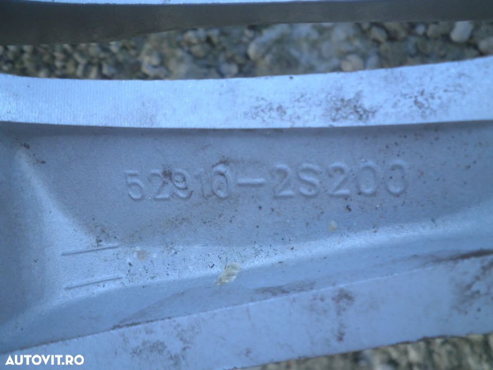 Jante 17" cu anvelope 225/60/R17 Hyundai ix35 52910-2S200 6.5J ET48 - 7
