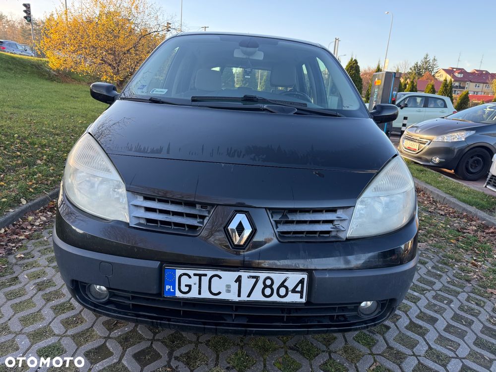 Renault Scenic 1.6 16V Confort Expression - 11