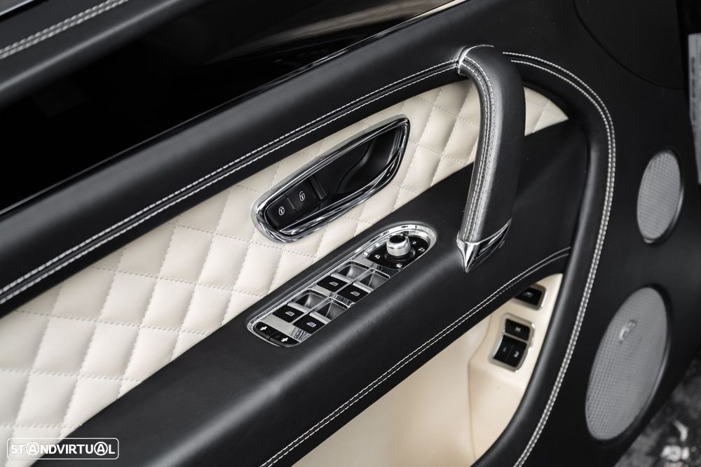 Bentley Bentayga W12 - 12