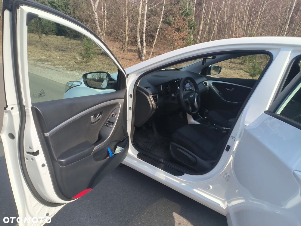 Hyundai i30 1.6 CRDi Classic - 12