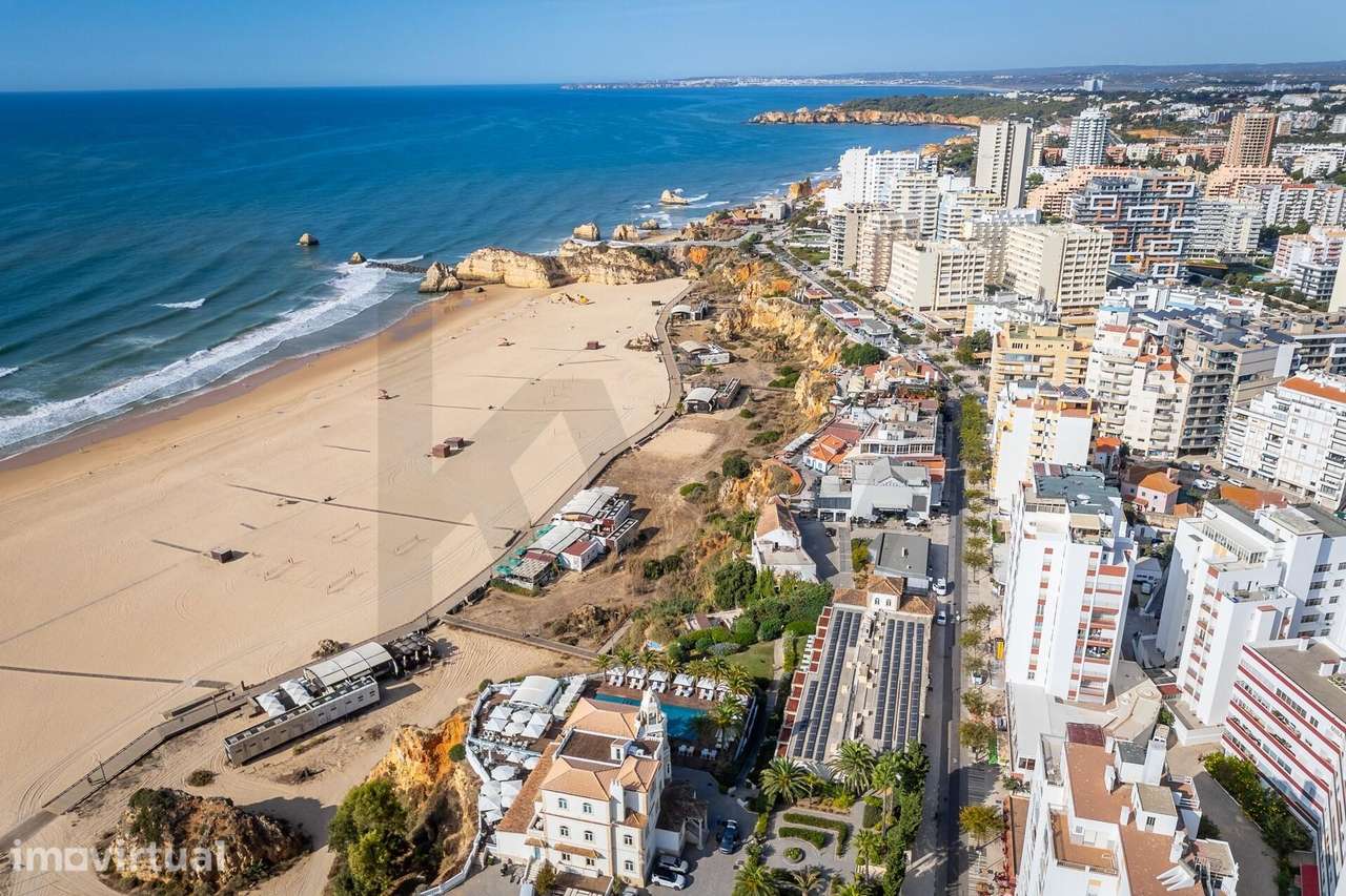 Espaço comercial na Praia da Rocha | Primeira linha | Vista mar | 234 - Grande imagem: 2/36