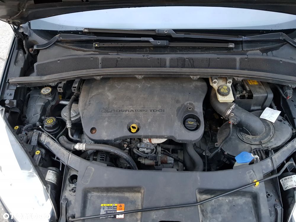 Ford Galaxy 2.2 TDCi DPF Titanium - 17