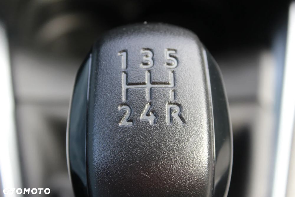 Peugeot 208 1.6 BlueHDi Allure S&S - 20