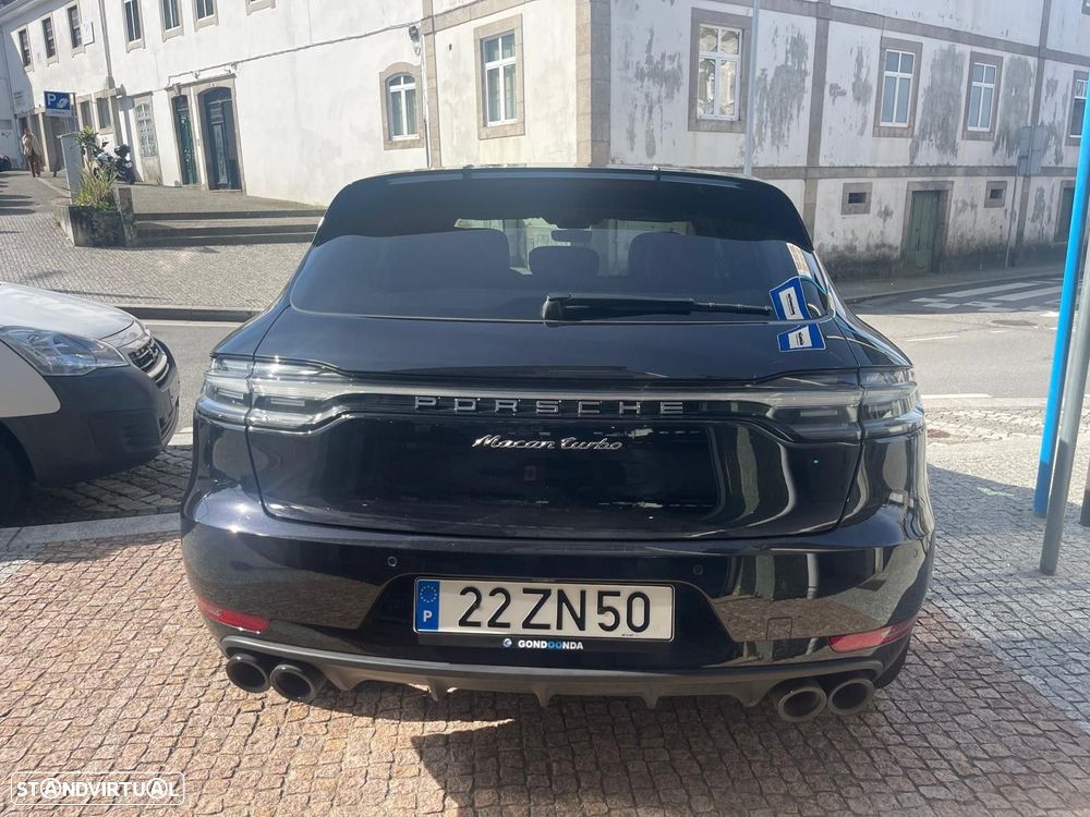 Porsche Macan Turbo - 12