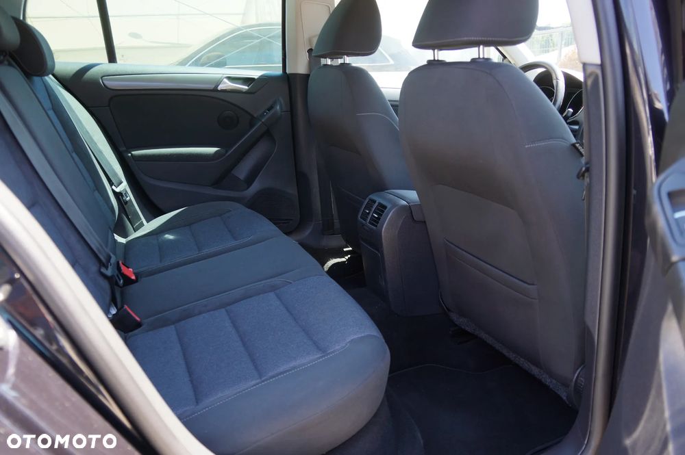 Volkswagen Golf 1.4 Comfortline - 29
