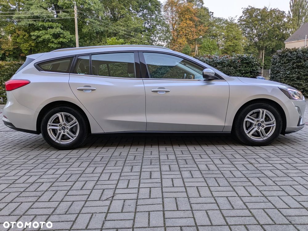 Ford Focus 1.5 EcoBlue Start-Stopp-System COOL&CONNECT DESIGN - 18