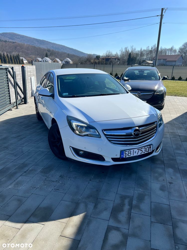 Opel Insignia - 1