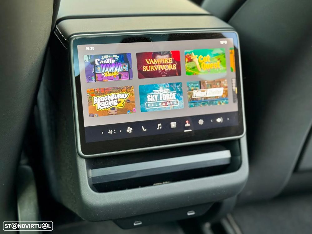 Tesla Model 3 Standard Range Plus RWD - 29