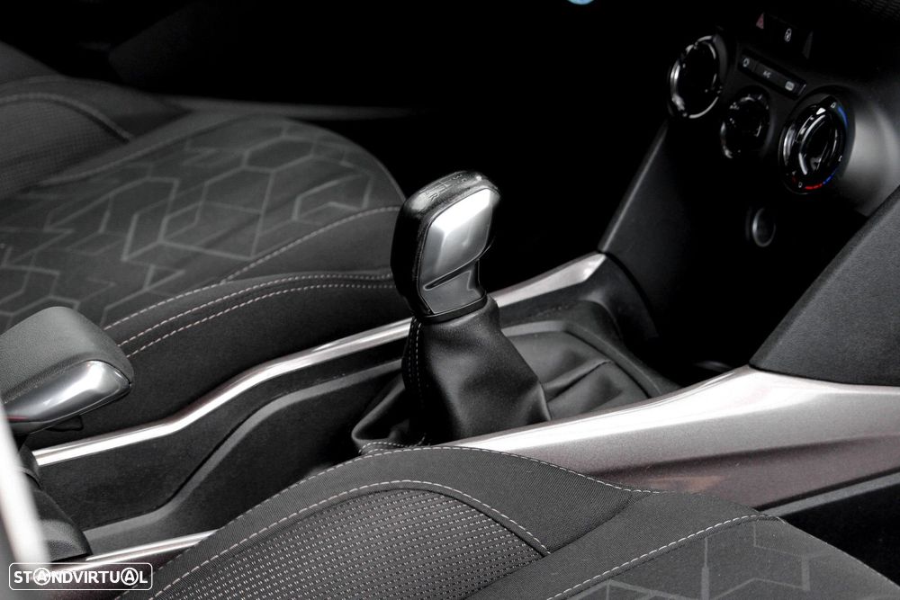 Peugeot 2008 1.6 BlueHDi Style - 19