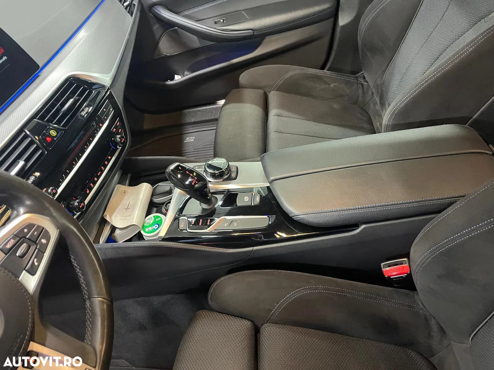 BMW Seria 5 520d xDrive AT - 4