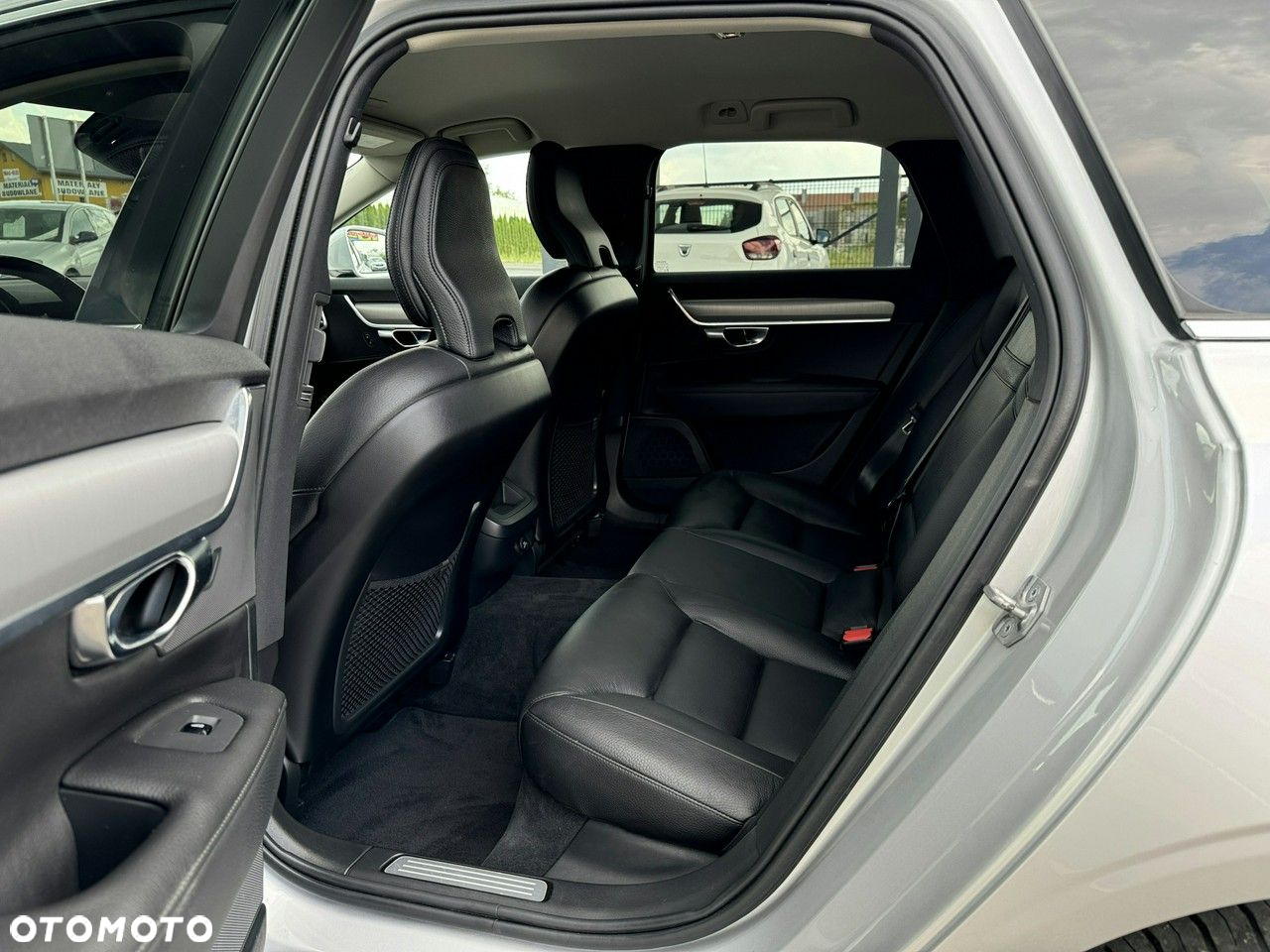 Volvo V90 - 28