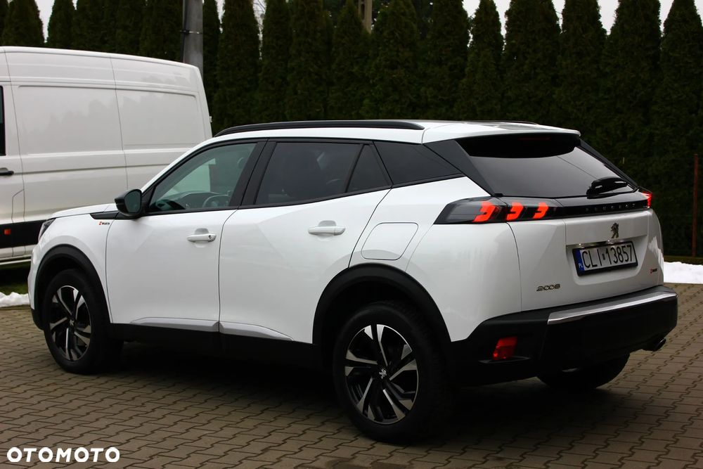 Peugeot 2008 BlueHDi 130 Allure S&S EAT8 - 18