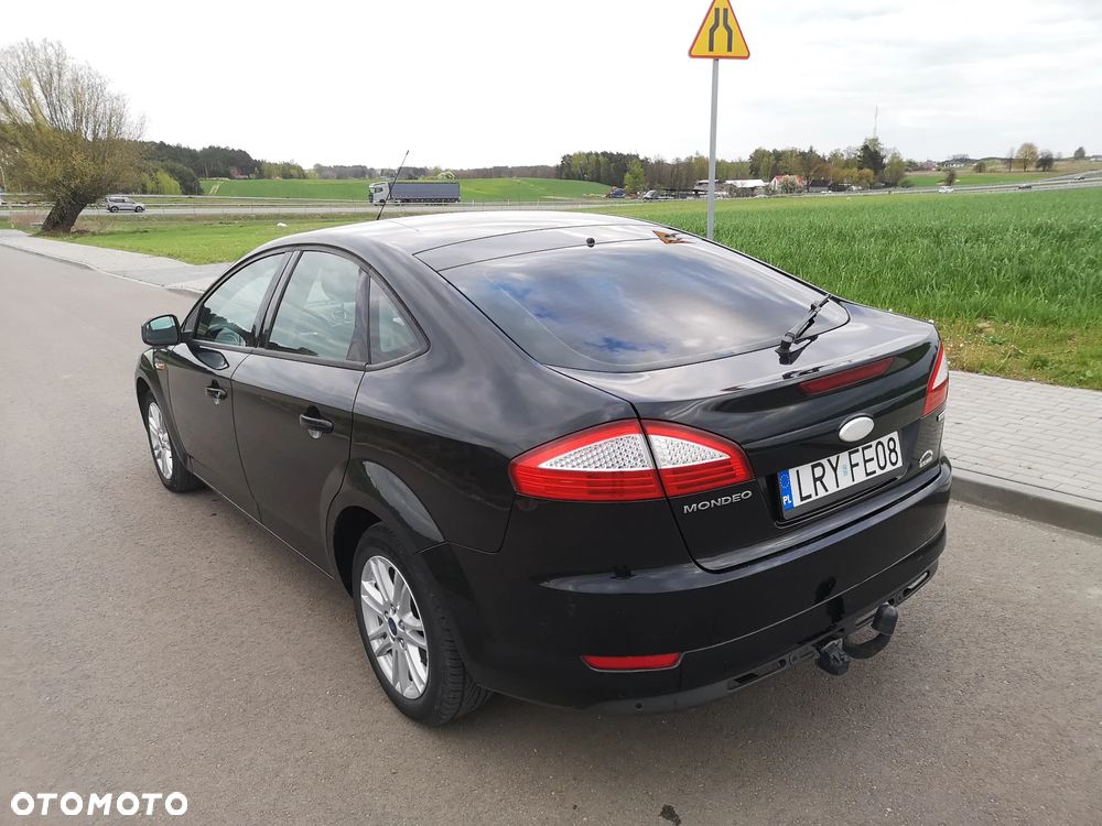 Ford Mondeo 1.8 TDCi Titanium - 27