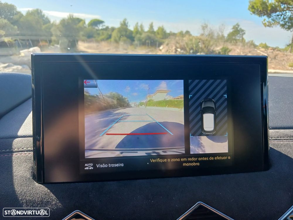 DS DS3 Crossback PureTech 130 Aut. PERFORMANCE LINE + - 23