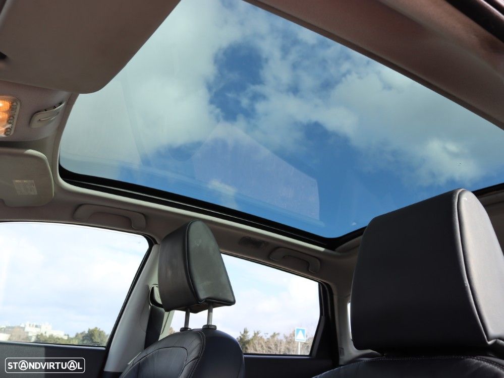 Nissan Qashqai 1.5 dCi Tekna Premium Pele Preta 18 - 5