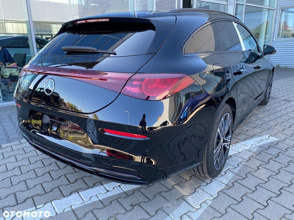 Mercedes-Benz CLA - 4