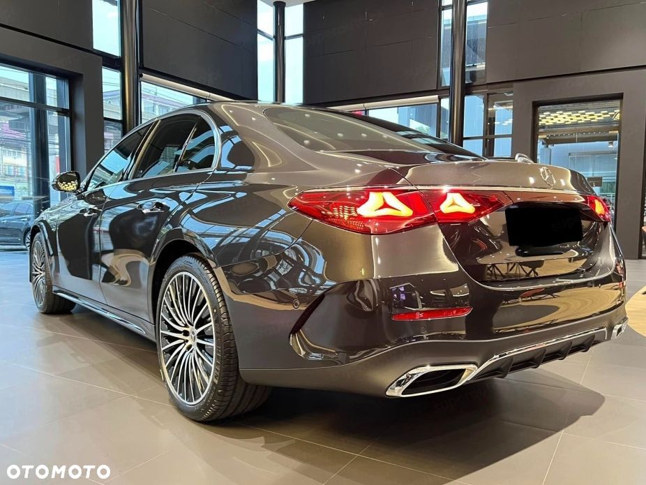 Mercedes-Benz Klasa E - 4