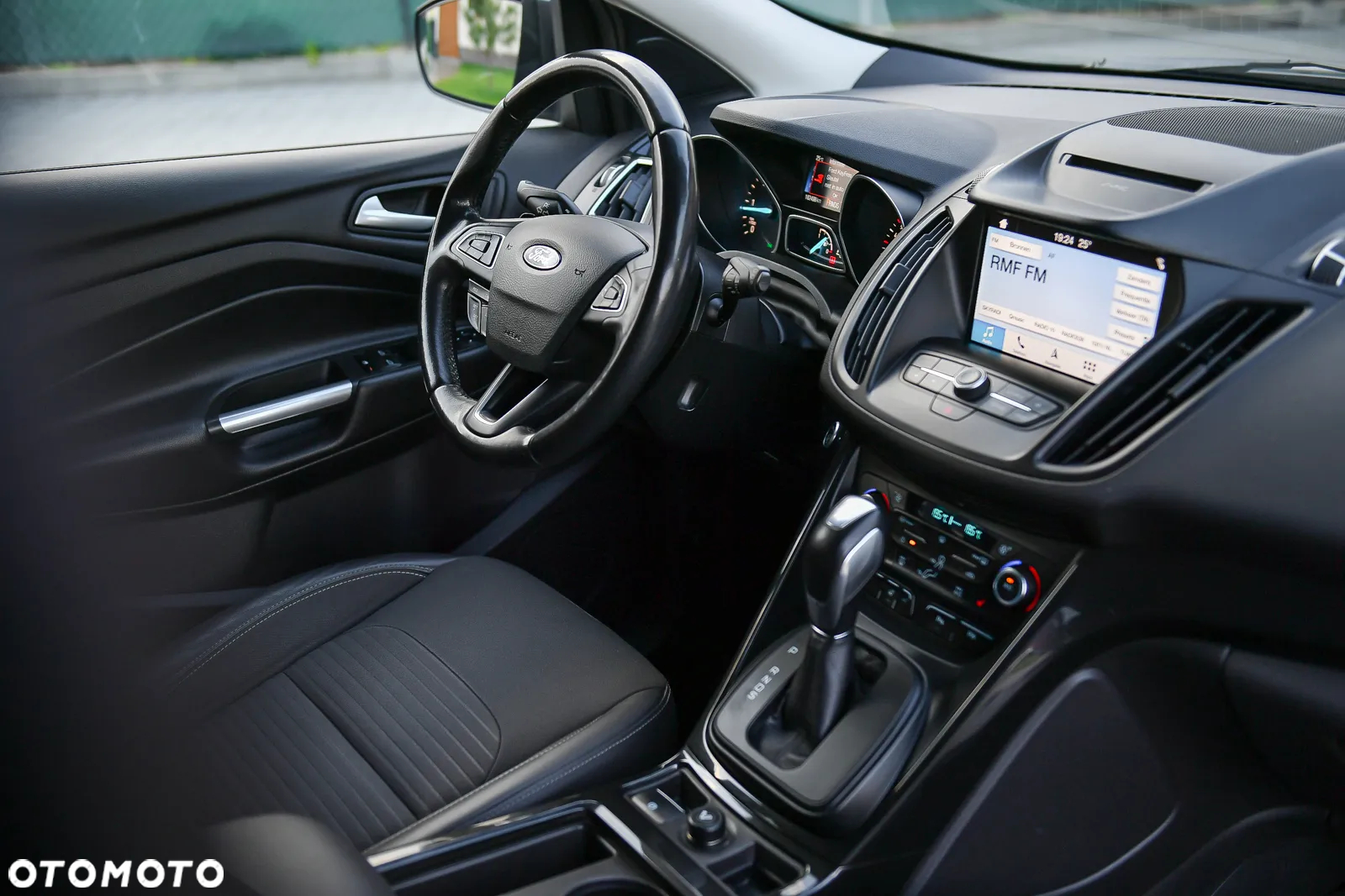 Ford Kuga 2.0 TDCi 4WD Titanium - 32
