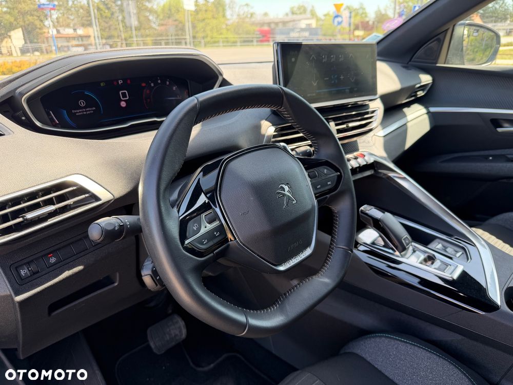 Peugeot 3008 1.2 PureTech Active Pack S&S EAT8 - 12
