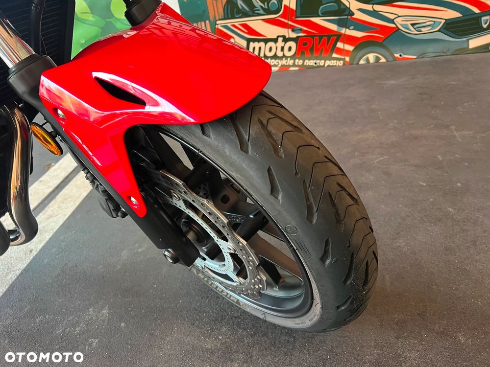 Honda CB - 16