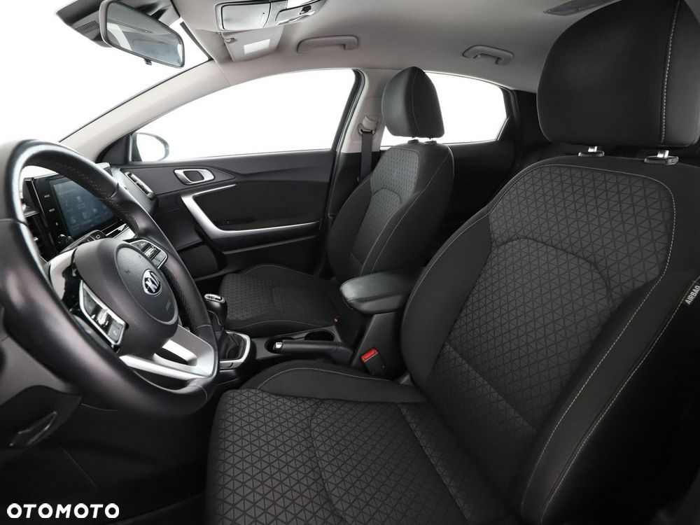 Kia XCeed 1.0 T-GDI M - 14