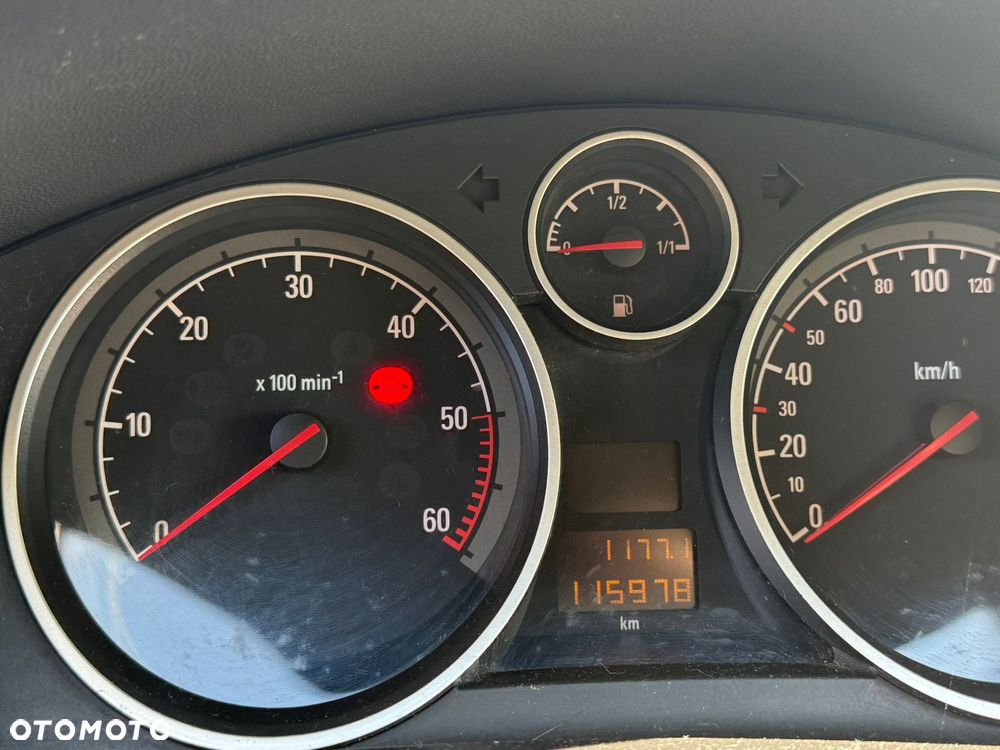 Opel Astra 1.9 CDTI Enjoy - 8