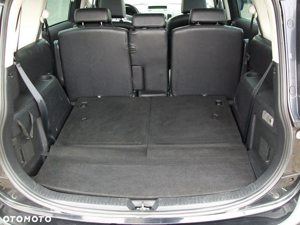 Mazda 5 2.0 Exclusive + - 12