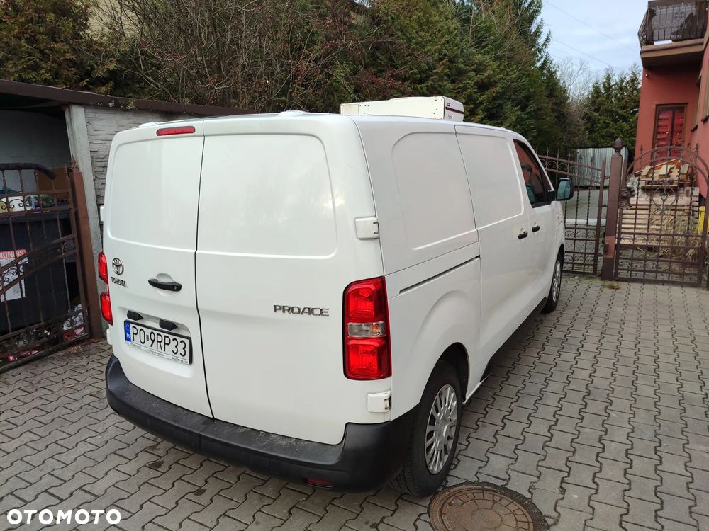 Toyota Proace - 2