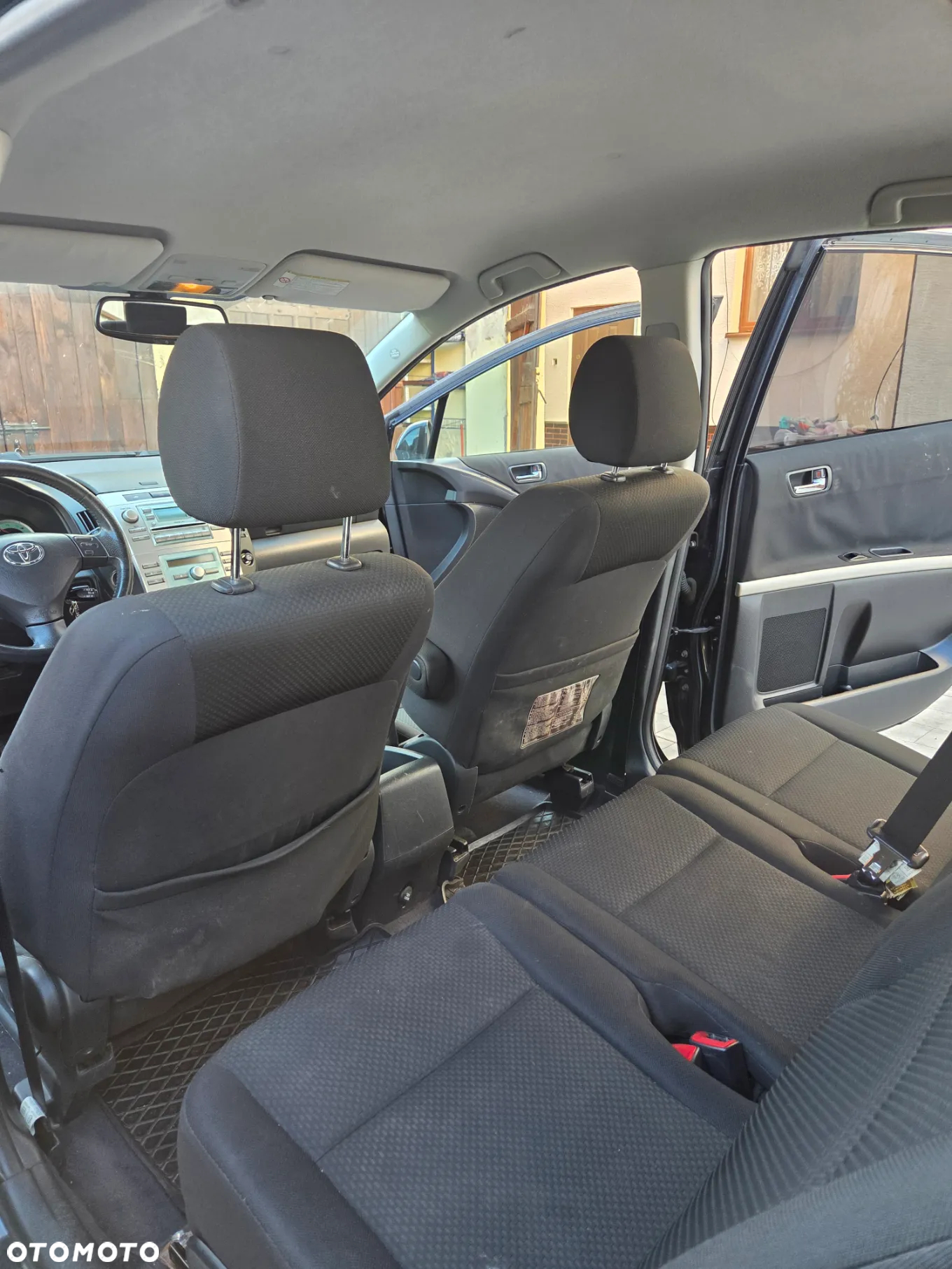 Toyota Corolla Verso - 5