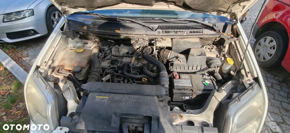Ford Transit Connect - 13