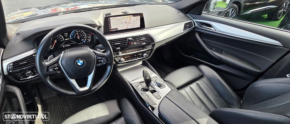 BMW 530 e iPerformance Line Sport - 8