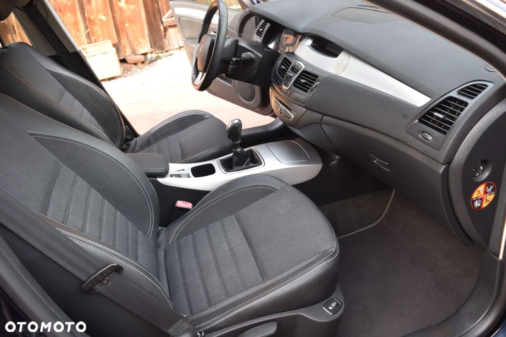 Renault Laguna 2.0 16V Expression - 24